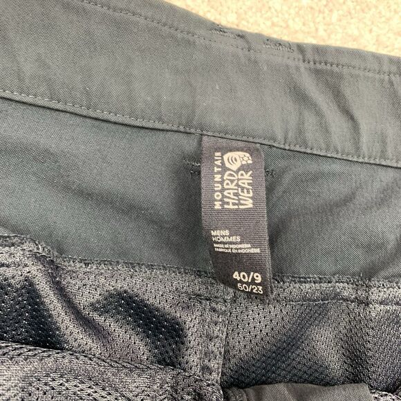 Mountain Hardwear Blue Men's Shorts - Picture 4 of 9